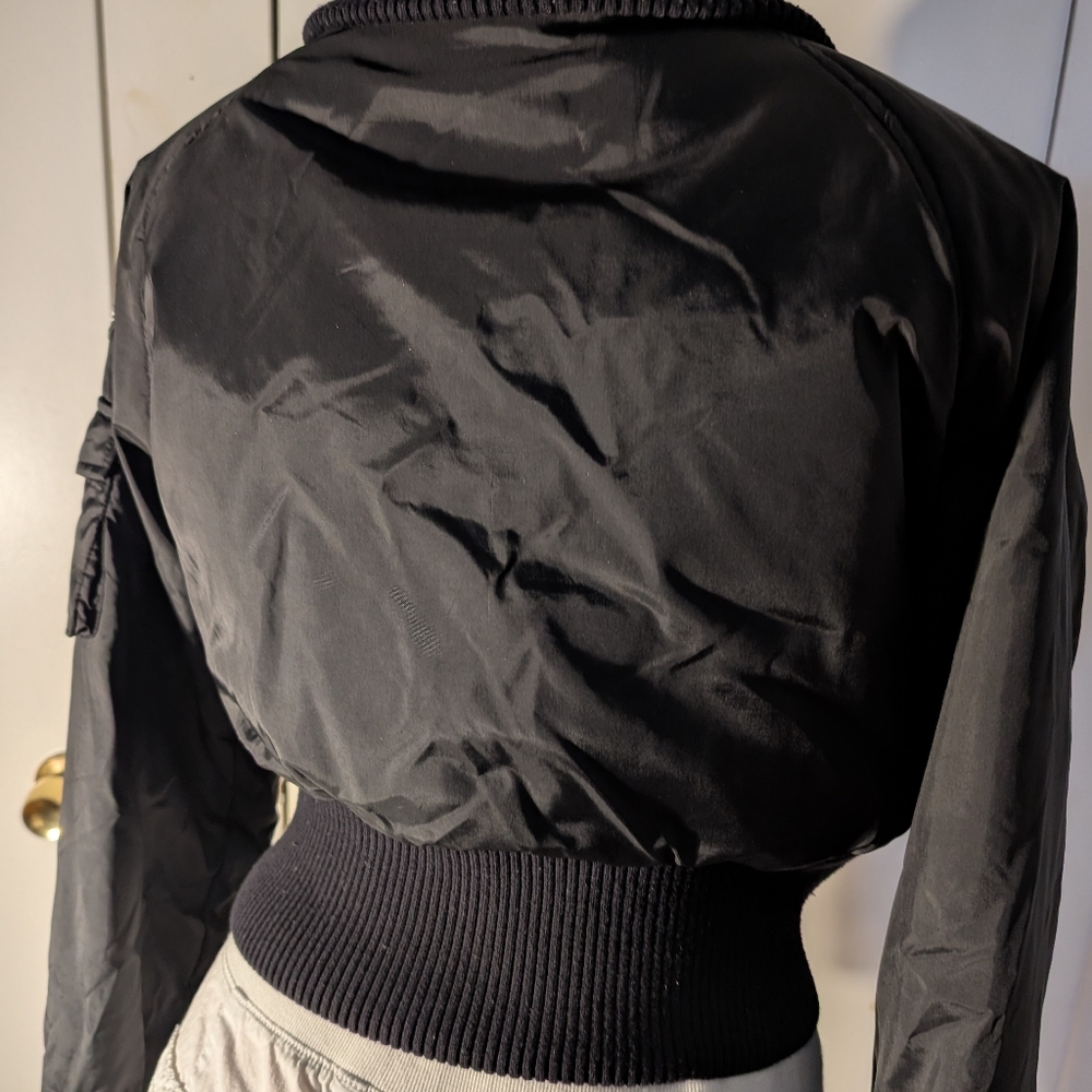 Dittos Women's Cropped Ribbed Fitted Black Bomber Jacket Size XL - Picture 4 of 8